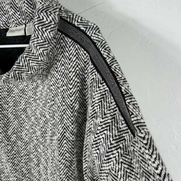 Chico’s Zenergy Black Cream Herringbone Cowl Neck Rhinestone Trim Sweater - Picture 4 of 6